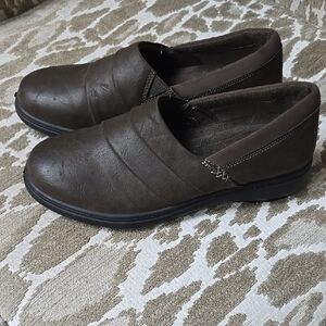 Easy Street Brown Loafers Slip-On Shoes